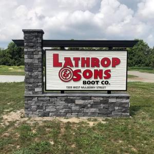 Monument Sign - Lanthrop